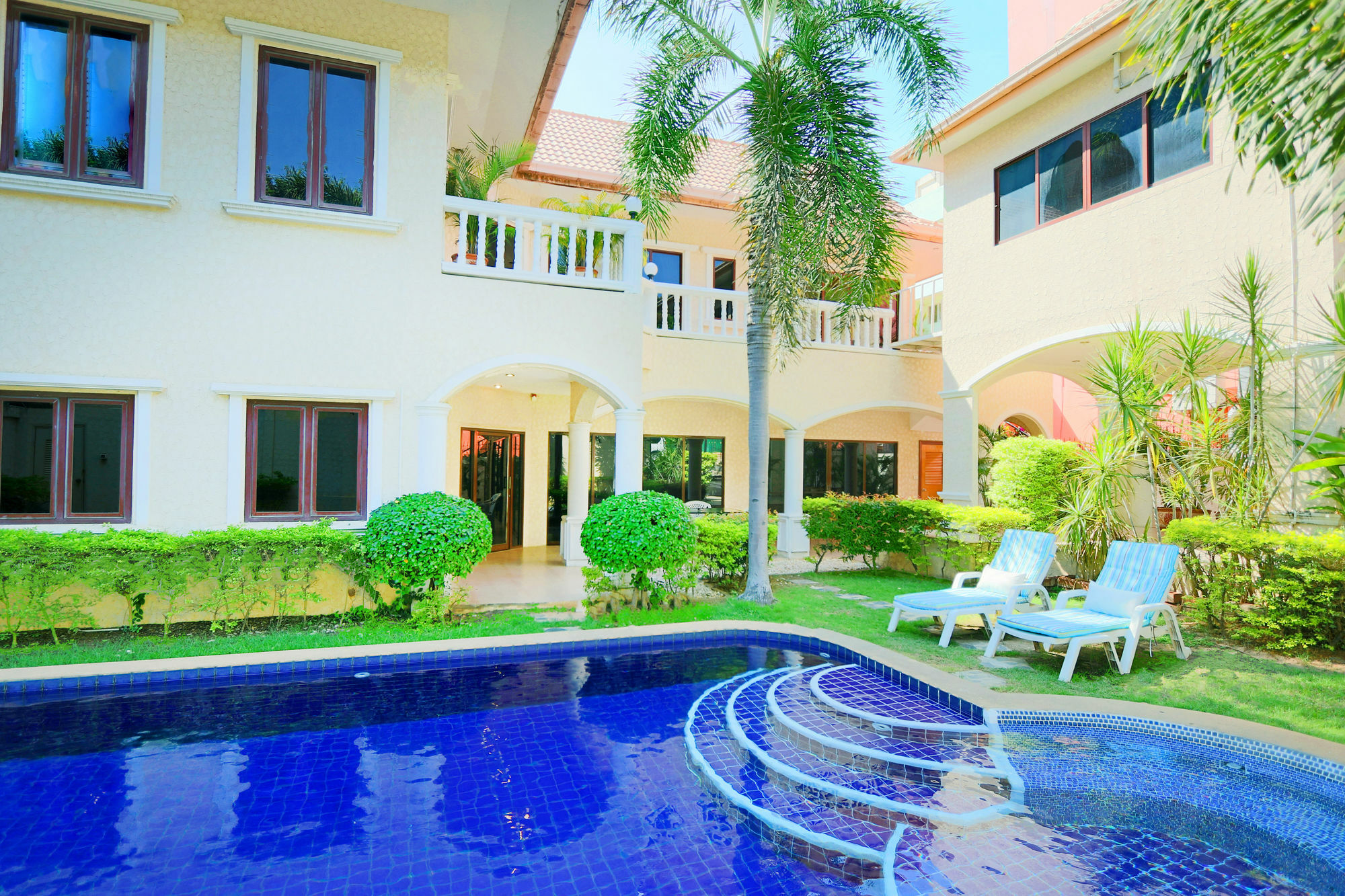 Pattaya Holiday Villas Bang Lamung Zewnętrze zdjęcie